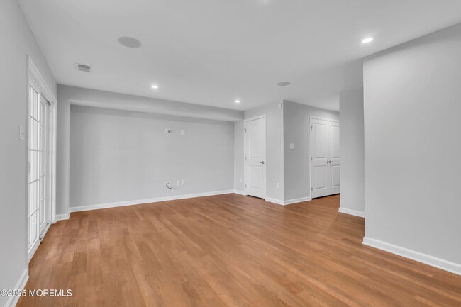 Building Photo - 201 Rio Grande Dr