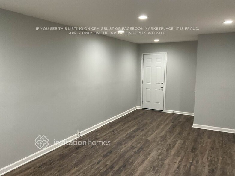 Building Photo - 81 Hampton Oaks Dr