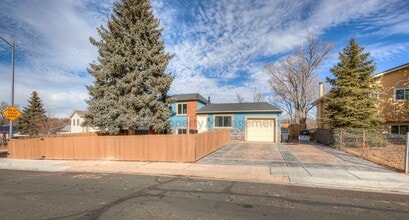 Building Photo - Cozy 3 Bedroom House in Southeast Colorado Springs