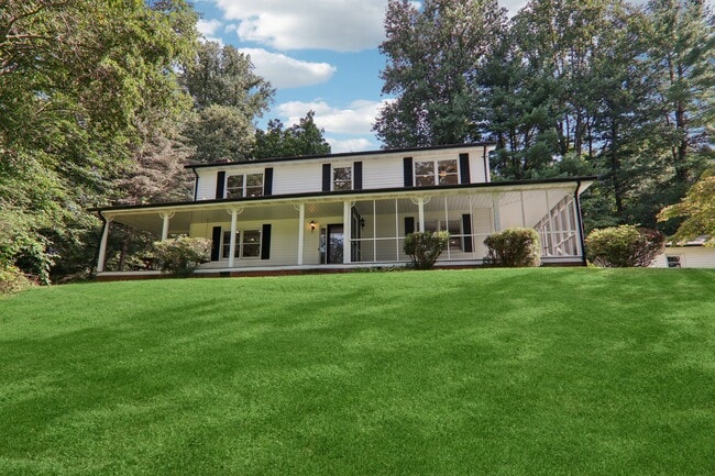 Building Photo - 5 Timothy Ln