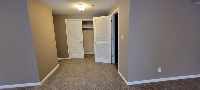 Building Photo - 3100 Beargrass Run Ct