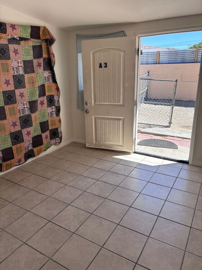 Building Photo - * Acoma (Lease Only)