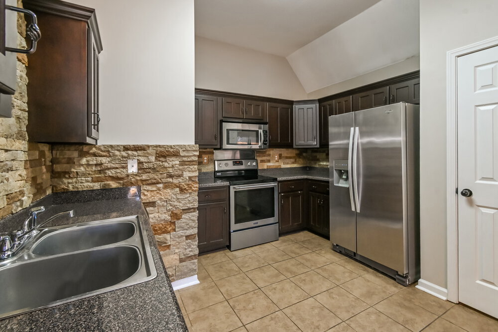 Building Photo - 5899 Antler Trail