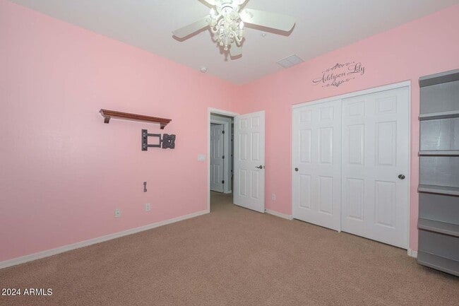 Building Photo - 31098 N 137th Ave