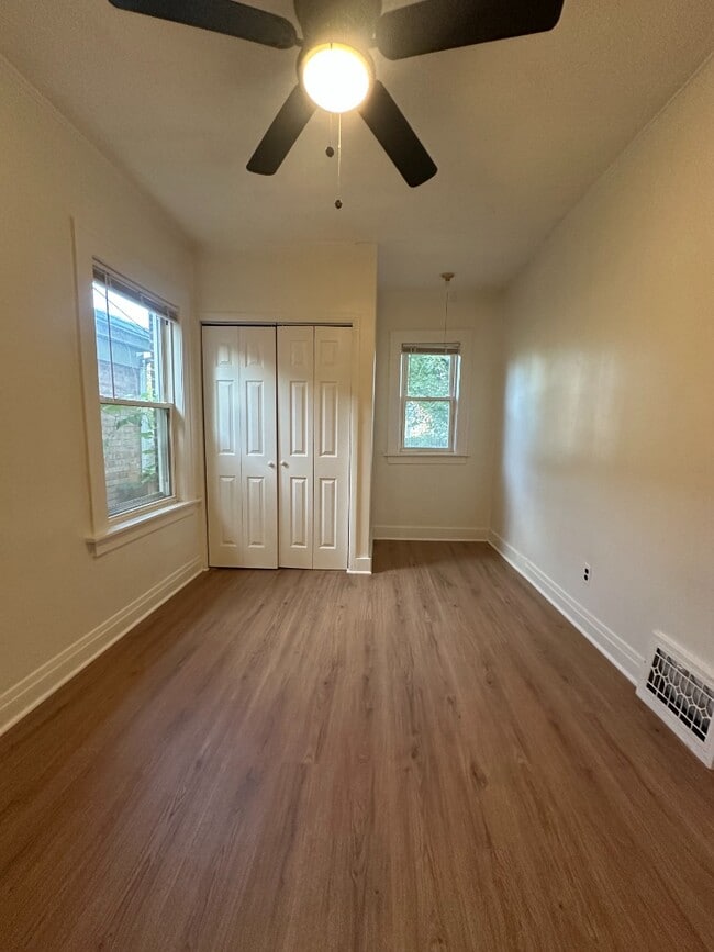 Building Photo - Spacious 4BR/1BA Chicago Brick Home – Fenced Backyard