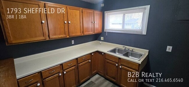 Building Photo - 1793 Sheffield Dr