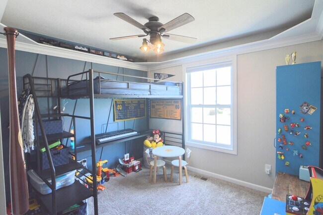 Building Photo - 226 Veneto Dr