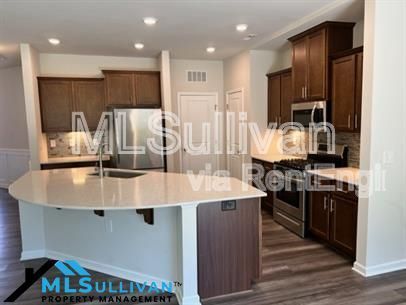 Building Photo - 1033 Sweet Cream Ct