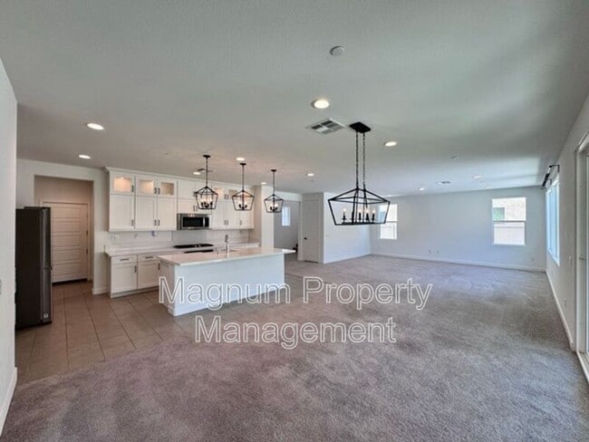 Building Photo - 34118 Willow Stone St