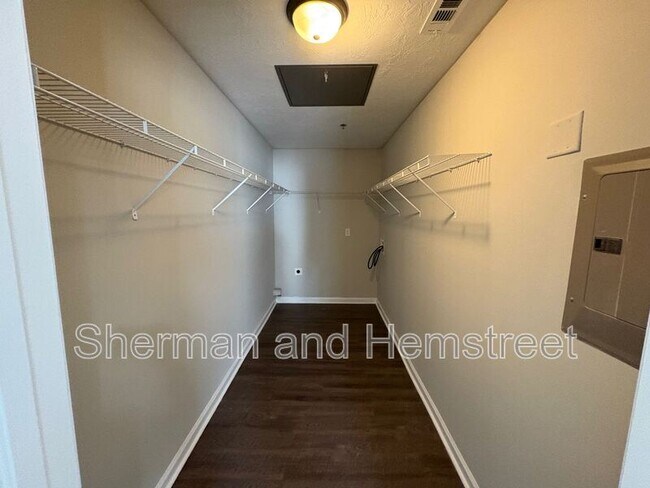 Building Photo - 3101 London Ct SW