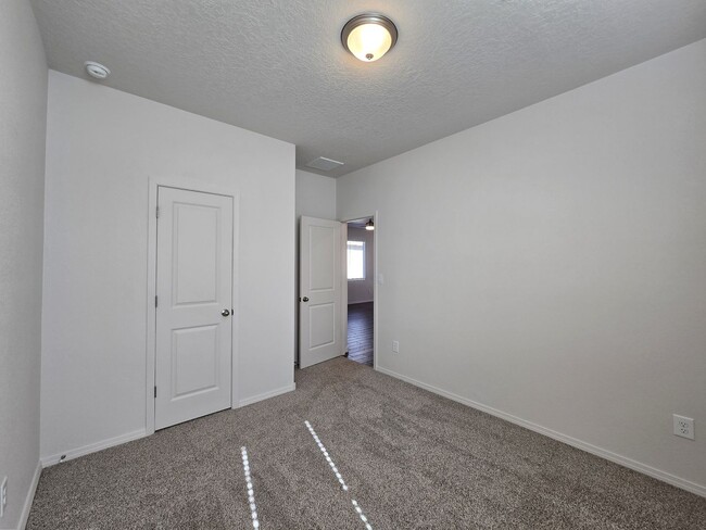 Building Photo - 4207 Via De Ventura