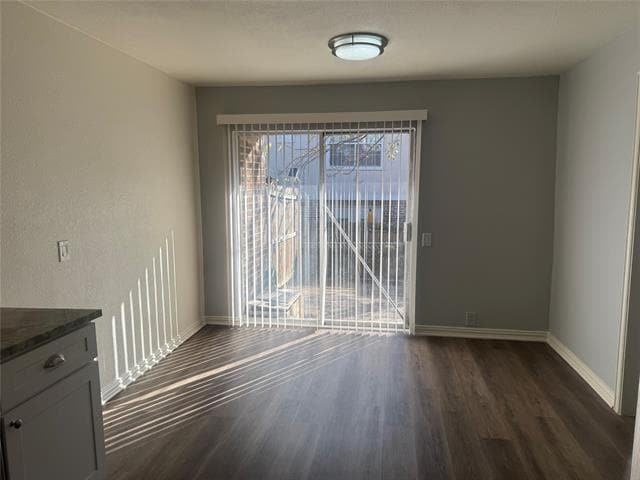 Building Photo - 4401 Tophill Ln