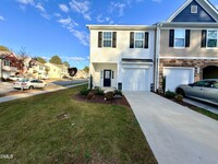 Building Photo - 4201 Little Fellow Ln