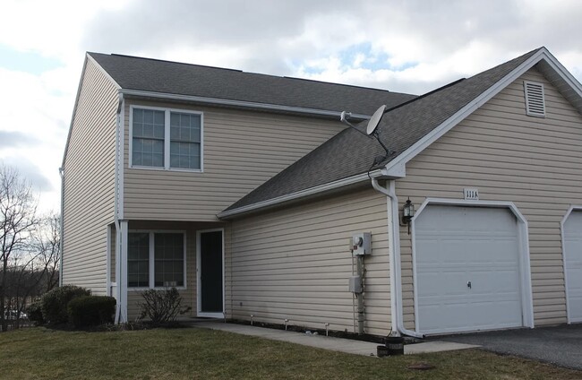 Primary Photo - 111 A Partridge Cir
