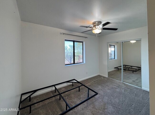 Building Photo - 1750 W Pearce Rd