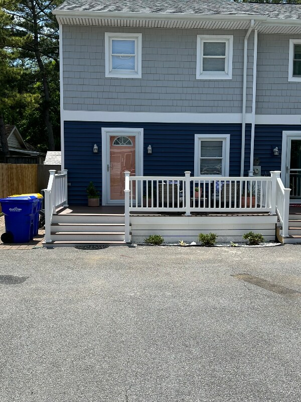 Building Photo - 20902 South Ave