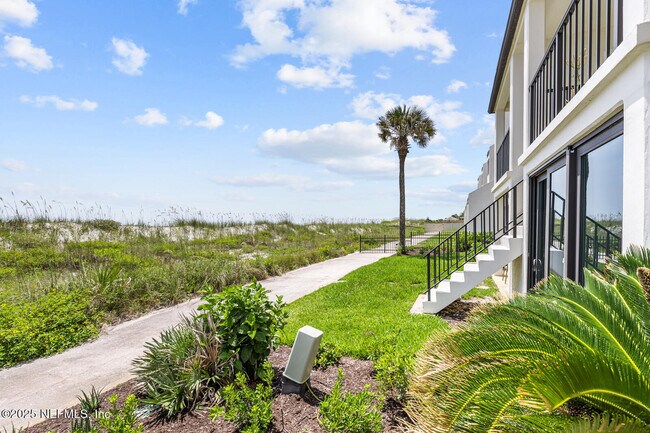 Building Photo - 2343 Costa Verde Blvd