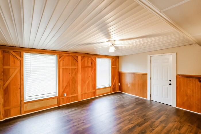 Building Photo - 34 Dunwar Dr