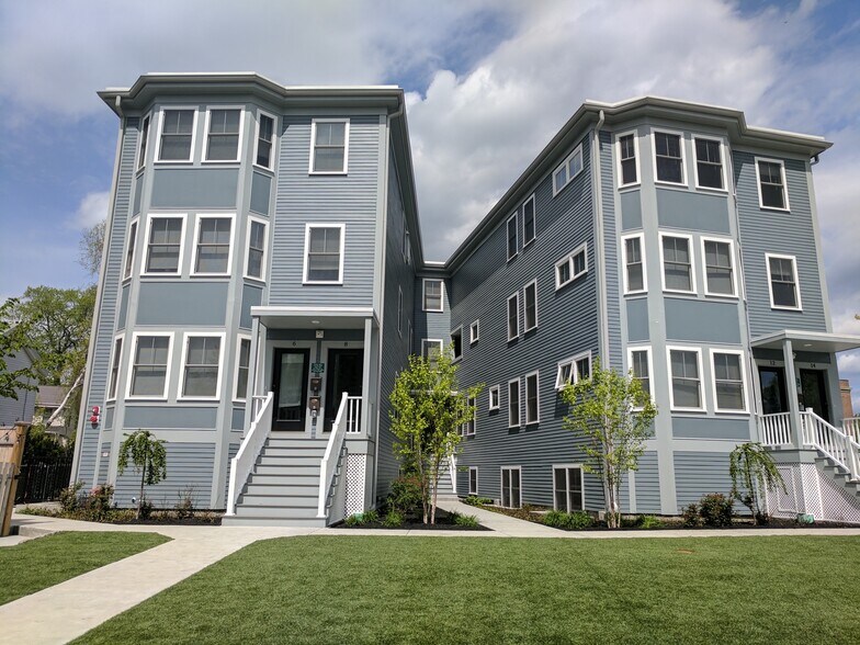 Building Photo - 12 Fern St