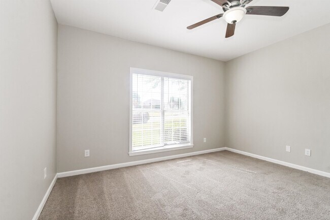 Building Photo - 5535 Liberty Ridge Cove