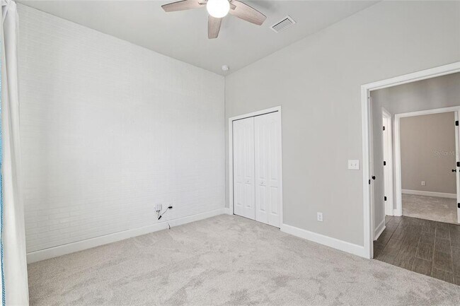 Building Photo - 2556 SW 118th Terrace