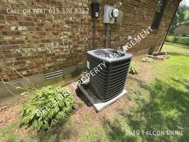 Building Photo - 1510 Falcon Dr