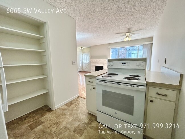 Building Photo - 6065 SW Valley Ave