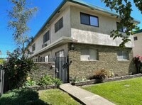 Building Photo - 2253 2nd Ave