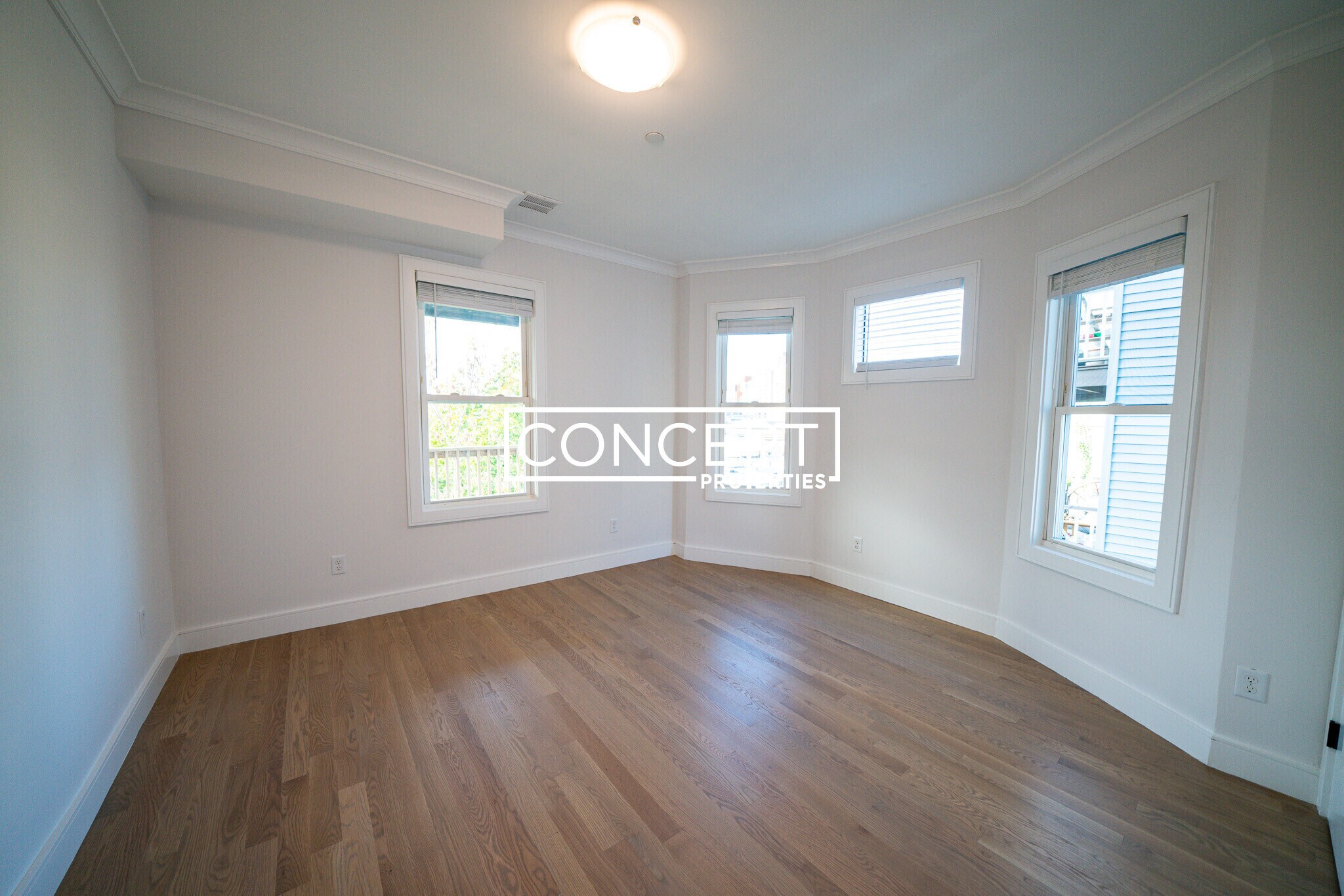 Building Photo - 37 Calumet St