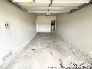 Building Photo - 7207 Golf Way