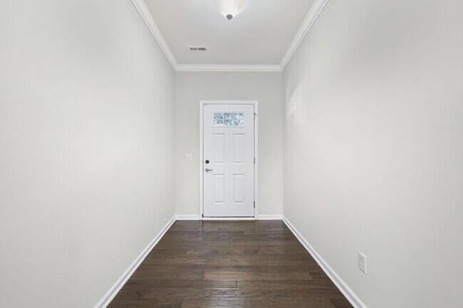 Building Photo - Charming 4-Bedroom Retreat with Cozy Fireplace in Fountain Inn