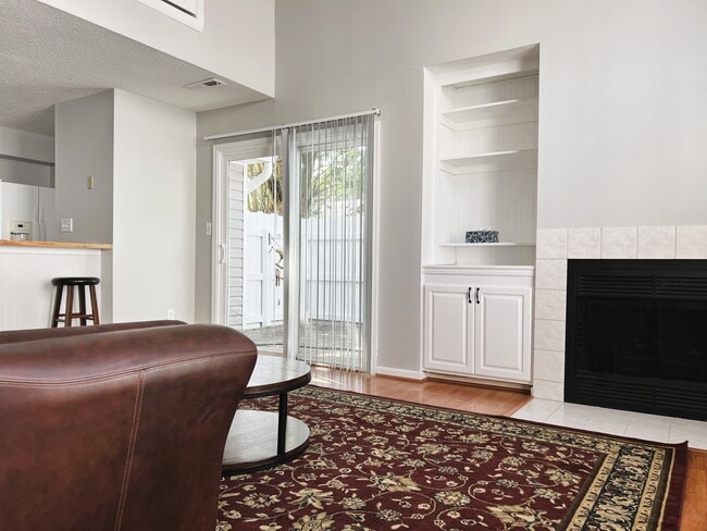 Primary Photo - 1705 Willow Creek Ct