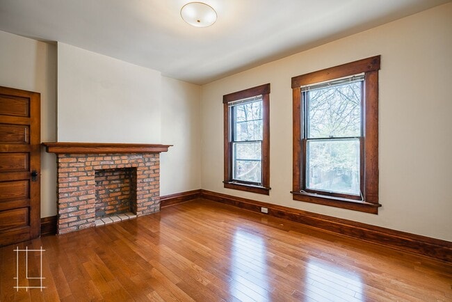 Building Photo - 350 Wilber Ave