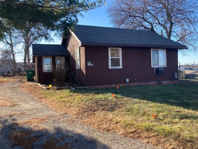 Building Photo - Affordable 2-Bedroom Home Near Ankeny