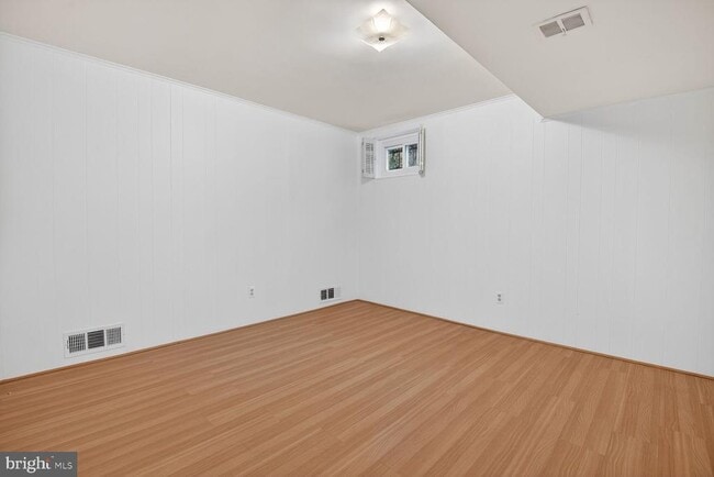 Building Photo - 4709 River Rd