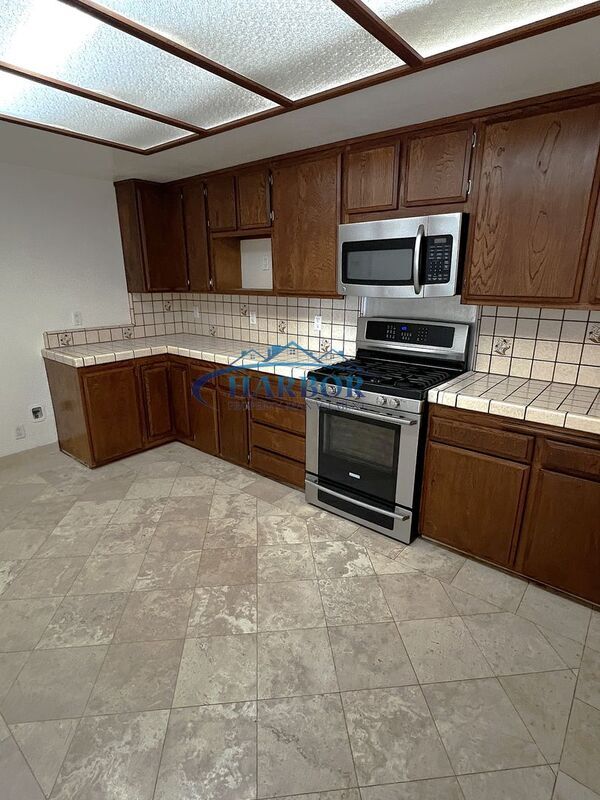 Building Photo - 28520 Vista Madera Vis