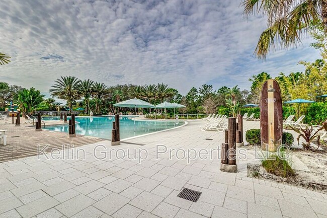 Building Photo - 1748 Sanibel Dr