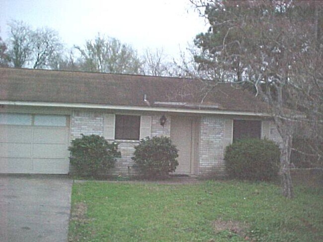 Primary Photo - Cozy 3/2 House Available For Pre-lease!