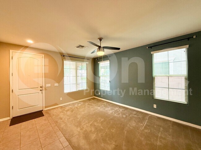 Building Photo - 4051 E Mesquite St