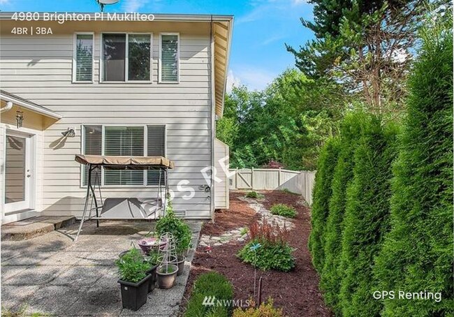 Building Photo - 4980 Brighton Pl