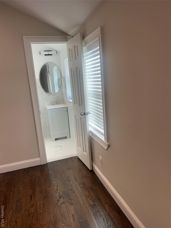 Building Photo - 147-24-147224 224th St