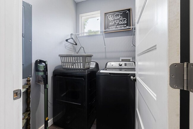 Building Photo - 52 Florida Ave