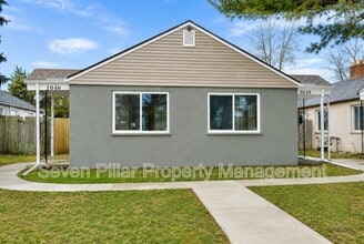 Building Photo - 1048 Republic Ave