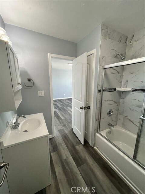 Building Photo - 6517 Avalon Blvd