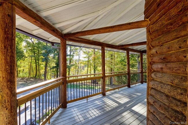 Building Photo - 568 Oak Summit Rd