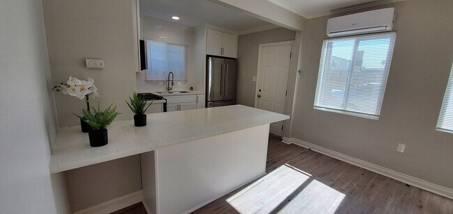 Building Photo - 4443-45 50th