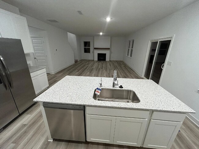 Building Photo - 7307 Darley Ln