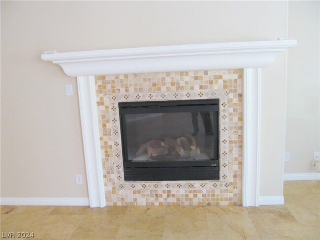 Building Photo - 7225 Fern Meadow St