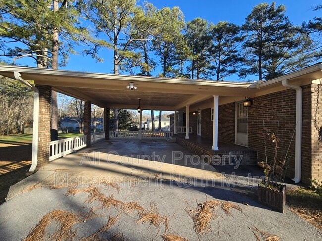 Building Photo - 2367 Graysville Rd