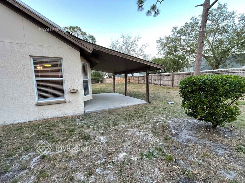 Building Photo - 16103 Dowling Ct